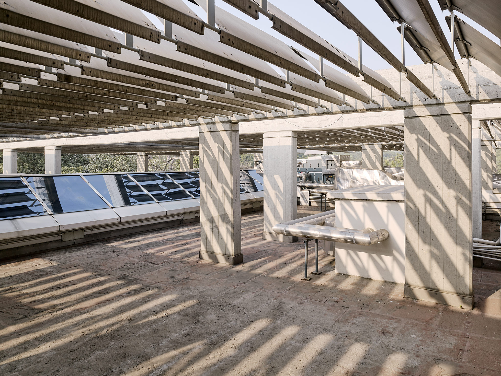 Swiss Embassy New Delhi, Documentation Auxiliary Buildings + Solar System